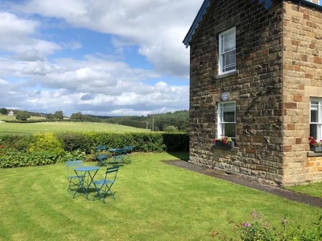 Hassop Station Apartment On The Monsal Trail Bakewell Buitenkant foto